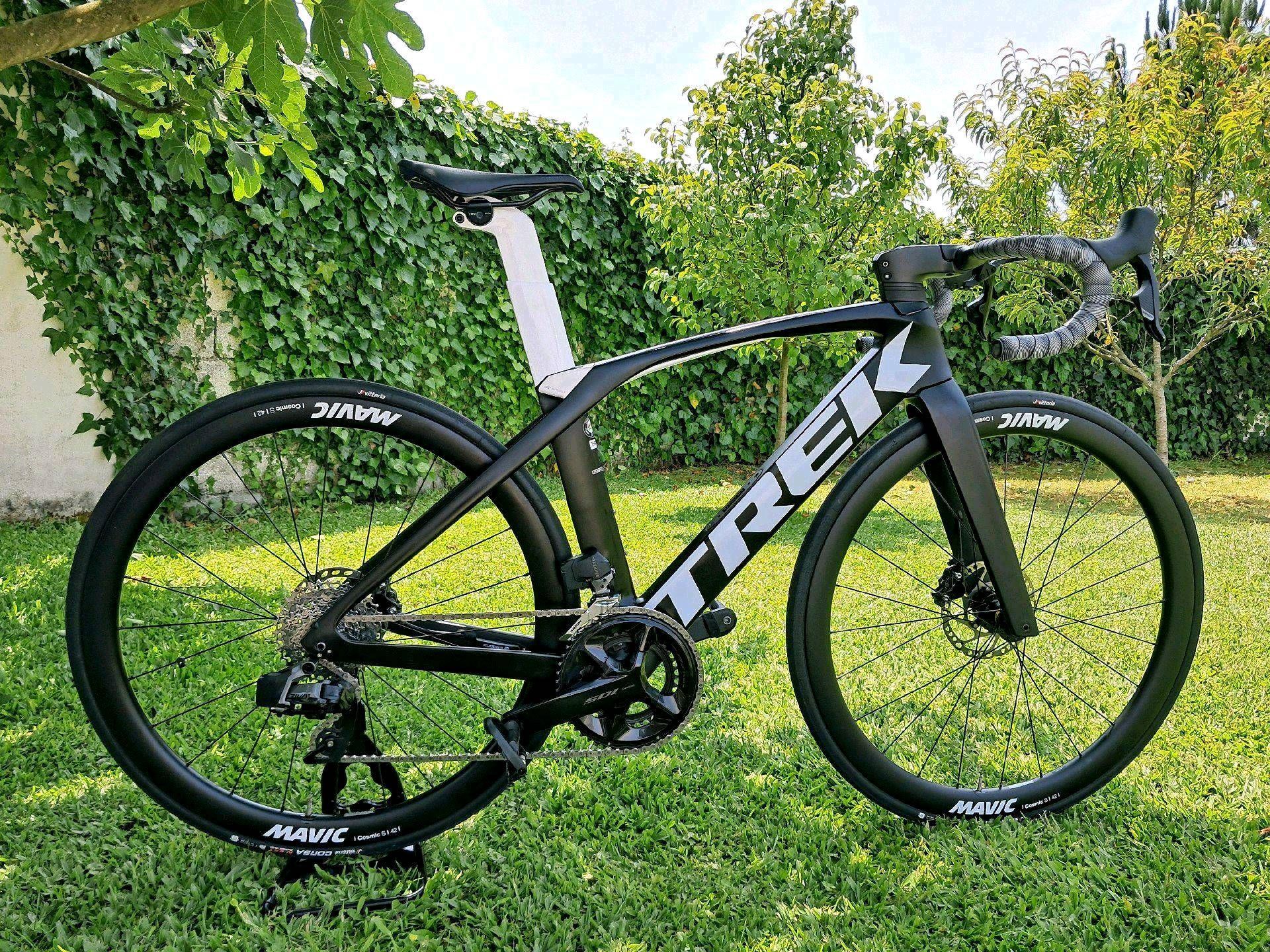 Bicycle Trek Madone Slr Disc Speed Road Used Trek Madone SLR Disc