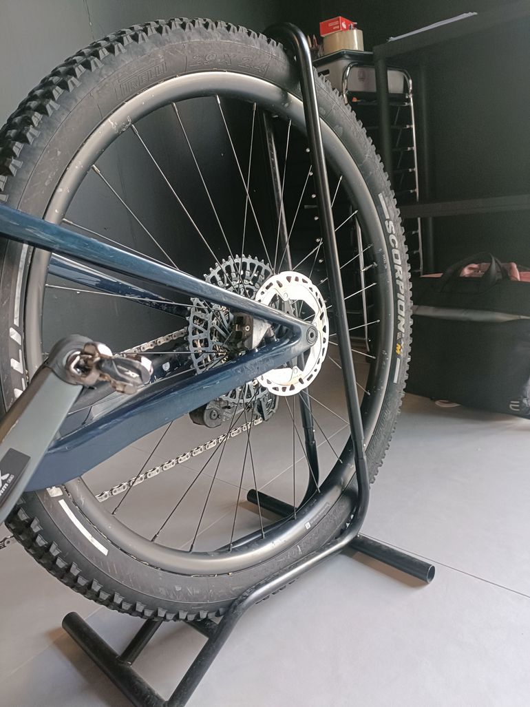Used Orbea Oiz SRAM GX 2021 Mountainbike, Blue — image 6 of 26