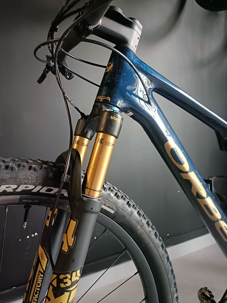 Used Orbea Oiz SRAM GX 2021 Mountainbike, Blue — image 9 of 26