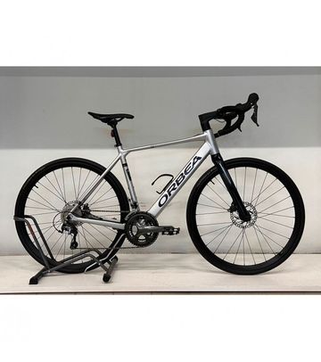 Used Orbea GAIN D40 2023 2023 Road & Gravel, Light Gray — image 2 of 3