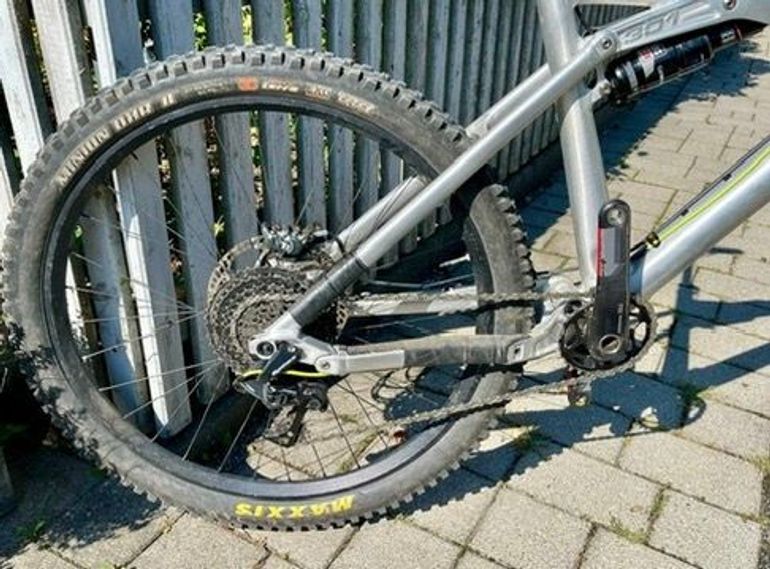 Used Liteville 301 MK11.2 2018 Mountainbike, Light Gray — image 9 of 11