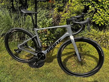 Gebrauchtes Giant Revolt Advanced 0 Mit Pro Ausstattung 2025 Road & Gravel
