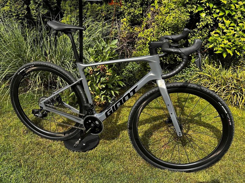 Used Giant Revolt Advanced 0 Mit Pro Ausstattung 2025 Road & Gravel