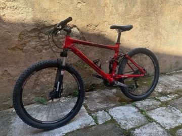 Used Trek Top Fuel 9.9 2007 2007 Mountainbike, Red, 26 — image 2 of 8