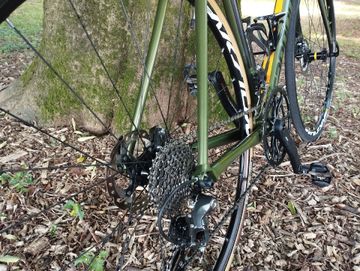 Used Cannondale Caad 12 Disc 2017 Road & Gravel, Green — image 5 of 8