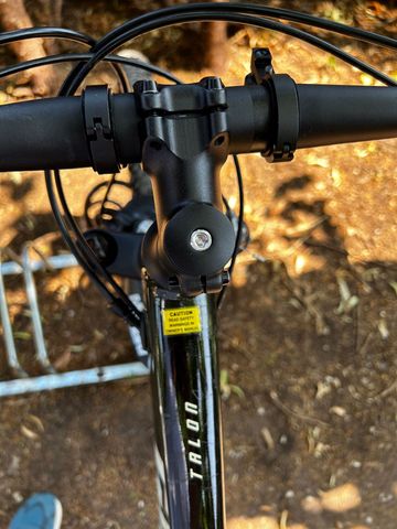 Used Giant Talon 2 2022 2022 Mountainbike, Green — image 11 of 11