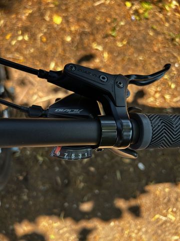 Used Giant Talon 2 2022 2022 Mountainbike, Green — image 9 of 11