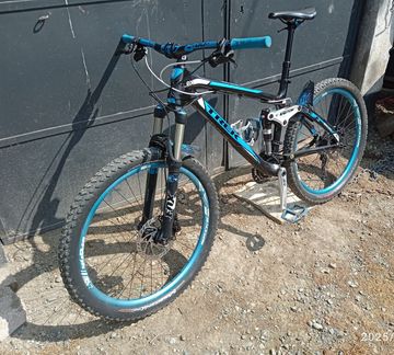 Used Trek Fuel EX 9.8 2011 2011 Mountainbike, Blue, 26 — image 1 of 12