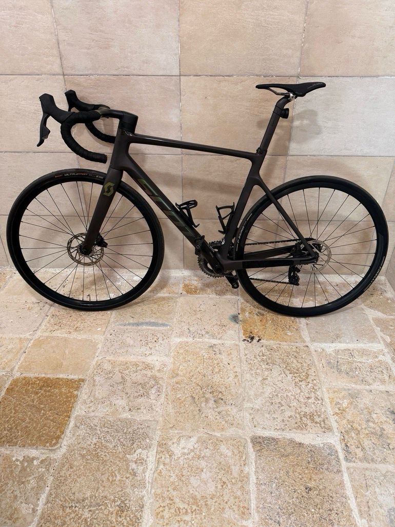 Used SCOTT ADDICT 2021 Road & Gravel, Black — image 2 of 5
