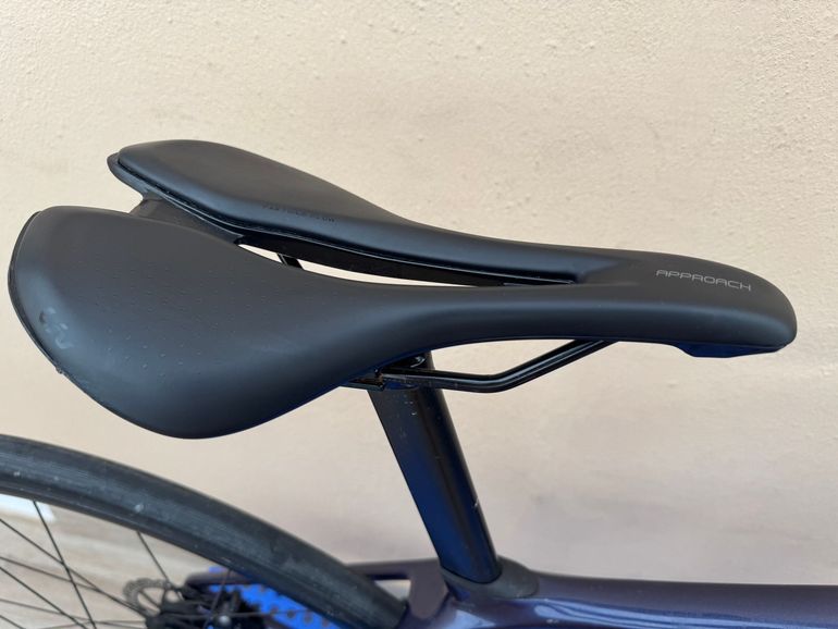 Used Liv Langma Advanced Disc 1 2022 2022 Road & Gravel, Blue — image 8 of 9