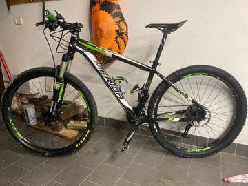 Used Merida Big.Seven Team Issue 2015 2015 Mountainbike, Black, 27.5 — image 1 of 9