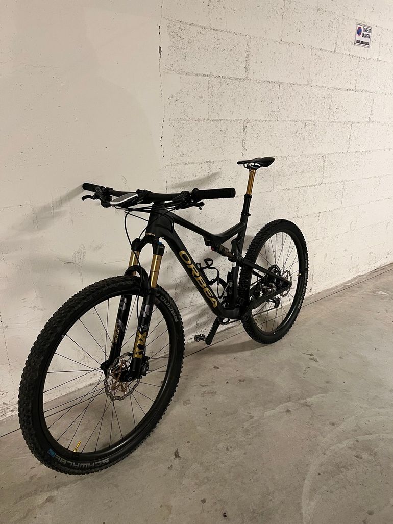 Used Orbea OIZ M PRO TR 2022 2022 Mountainbike, Black, 29 — image 4 of 6