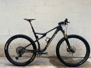Used Orbea OIZ M PRO TR 2022 2022 Mountainbike, Black, 29 — image 1 of 6