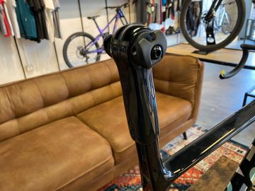 Used Factor O2 VAM Premium Package Frameset 2025 Road & Gravel, Black — image 9 of 10
