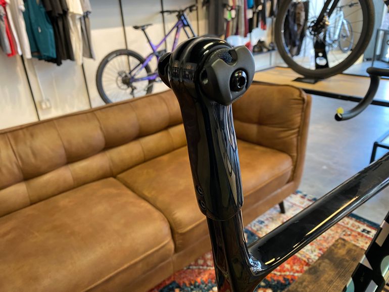 Used Factor O2 VAM Premium Package Frameset 2025 Road & Gravel, Black — image 9 of 10