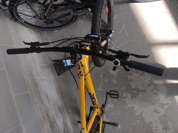 Used Octane One Sour 2023 Mountainbike, Orange — image 4 of 6