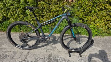 Used Canyon LUX SRAM GX Eagle AXS 2022 Mountainbike, Light Gray, 29 — image 1 of 5