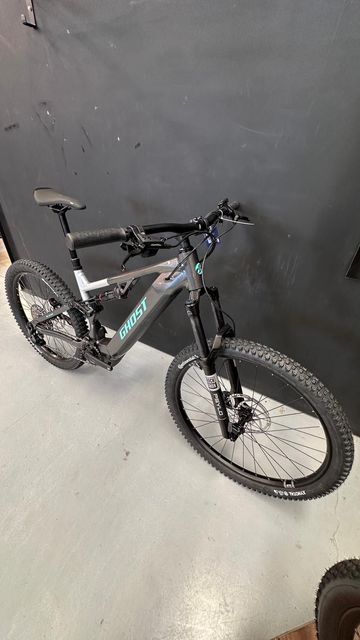 Used Ghost UNIVERSAL 2025 2025 Mountainbike, Black — image 4 of 4