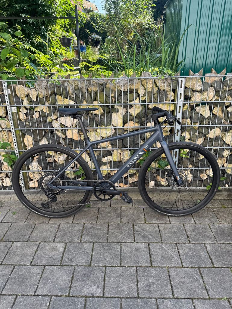 Used Canyon Roadlite 7 2023 Road & Gravel, Light Gray — image 1 of 16