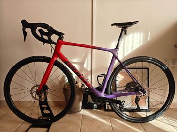 Used Giant Tcr Shimano 105 Di2 2022 Road & Gravel, Purple — image 2 of 3