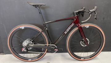Used Superior X-road SRAM Rival eTap AXS 2025 Road & Gravel