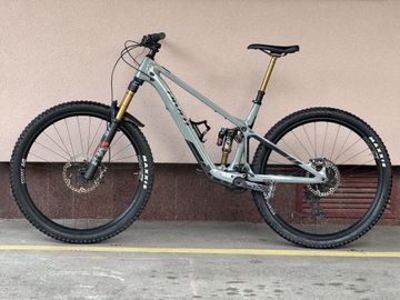 Gebrauchtes Pivot Shuttle SL SRAM X01 Eagle AXS 2024 Mountainbike, Hellgrau — Bild 2 von 11