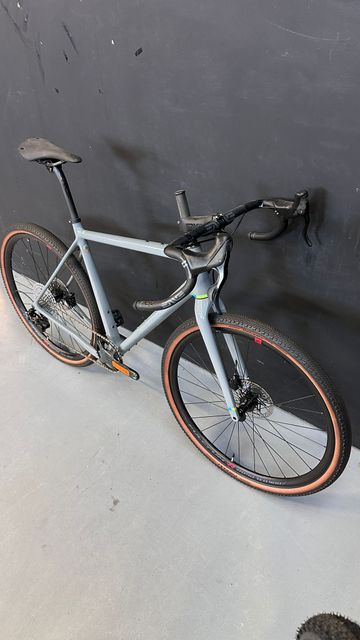 Used Open WI.DE. EKAR 2022 2022 Road & Gravel, Light Gray — image 2 of 4