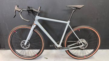 Used Open WI.DE. EKAR 2022 2022 Road & Gravel, Light Gray — image 4 of 4