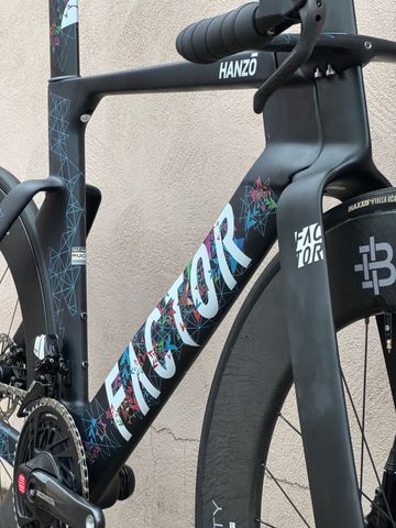 Used Factor Hanzo SRAM Force eTap AXS 2025 Road & Gravel, Black — image 16 of 16