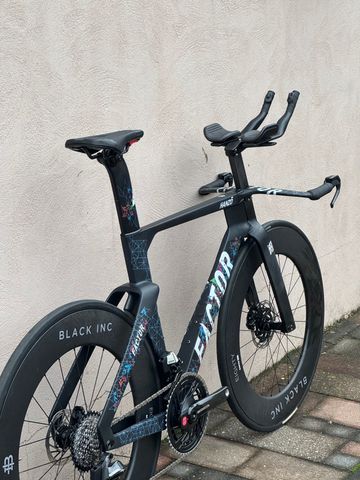 Used Factor Hanzo SRAM Force eTap AXS 2025 Road & Gravel, Black — image 5 of 16