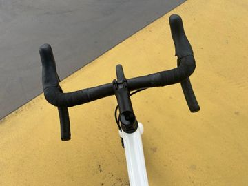 Used Specialized Aethos Shimano 105 Di2 2025 Road & Gravel, White — image 19 of 21