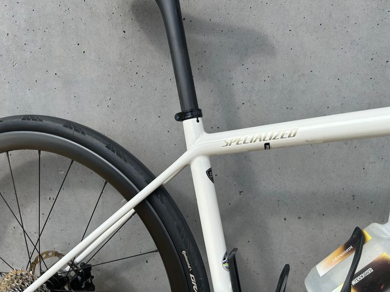Used Specialized Aethos Shimano 105 Di2 2025 Road & Gravel, White — image 3 of 21