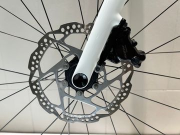 Used Specialized Aethos Shimano 105 Di2 2025 Road & Gravel, White — image 16 of 21