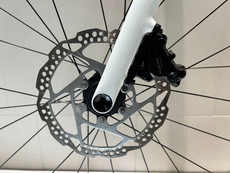 Used Specialized Aethos Shimano 105 Di2 2025 Road & Gravel, White — image 16 of 21