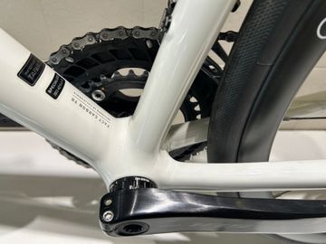 Used Specialized Aethos Shimano 105 Di2 2025 Road & Gravel, White — image 11 of 21