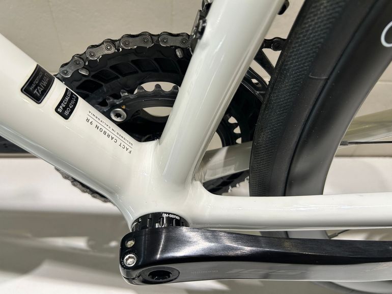Used Specialized Aethos Shimano 105 Di2 2025 Road & Gravel, White — image 11 of 21