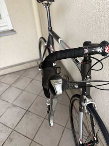 Used Trek Madone 5.0 2007 2007 Road & Gravel, Light Gray — image 3 of 7