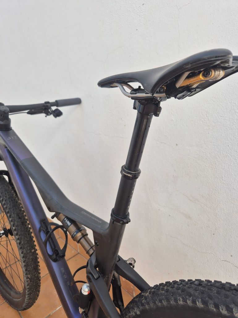 Used Orbea OIZ M-TEAM AXS 2024 2024 Mountainbike, Purple, 29 — image 10 of 13