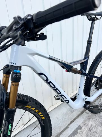 Gebrauchtes Orbea Oiz SRAM X01 Eagle 2024 Mountainbike, Blau — Bild 12 von 18