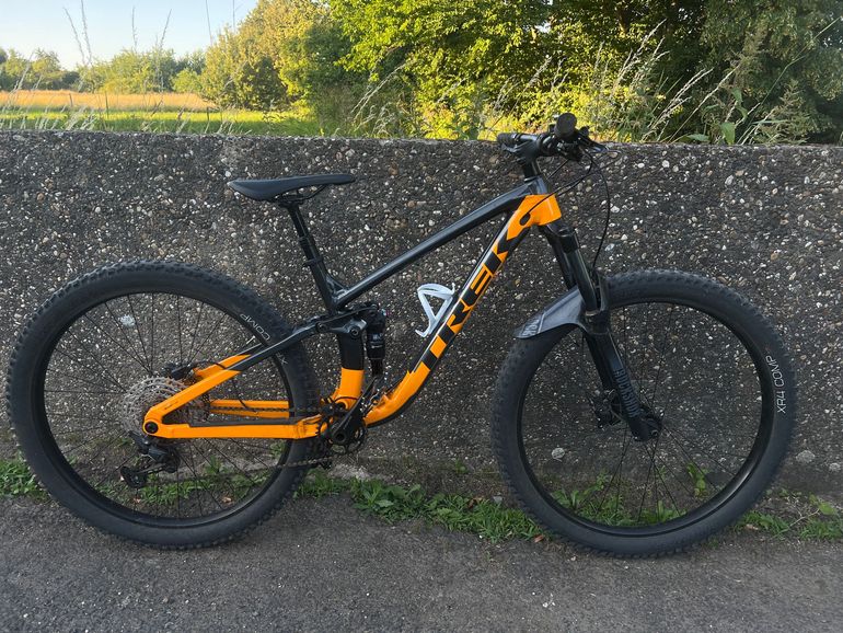 Used Trek Fuel EX 5 Gen 5 2023 2023 Mountainbike, Orange, 27.5, 29 — image 1 of 7