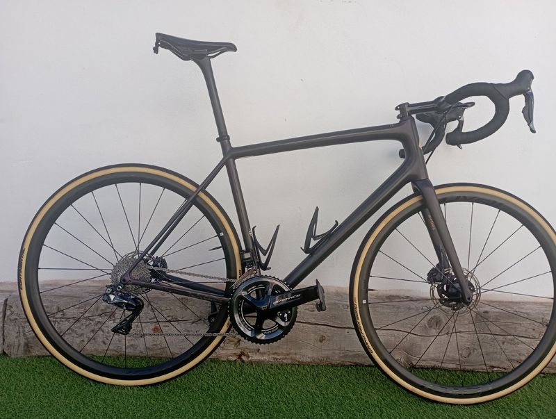 Used Specialized S-Works Aethos - Dura Ace Di2 2021 2021 Road & Gravel
