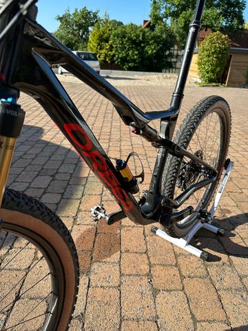 Orbea OIZ M-PRO 2023 2023 Mountainbike usato, Nero — immagine 2 di 15