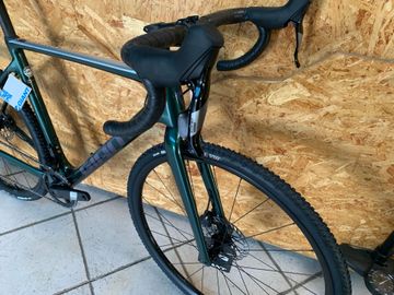 Used Giant TCX Advanced Pro 2 2024 2024 Road & Gravel, Green — image 7 of 9