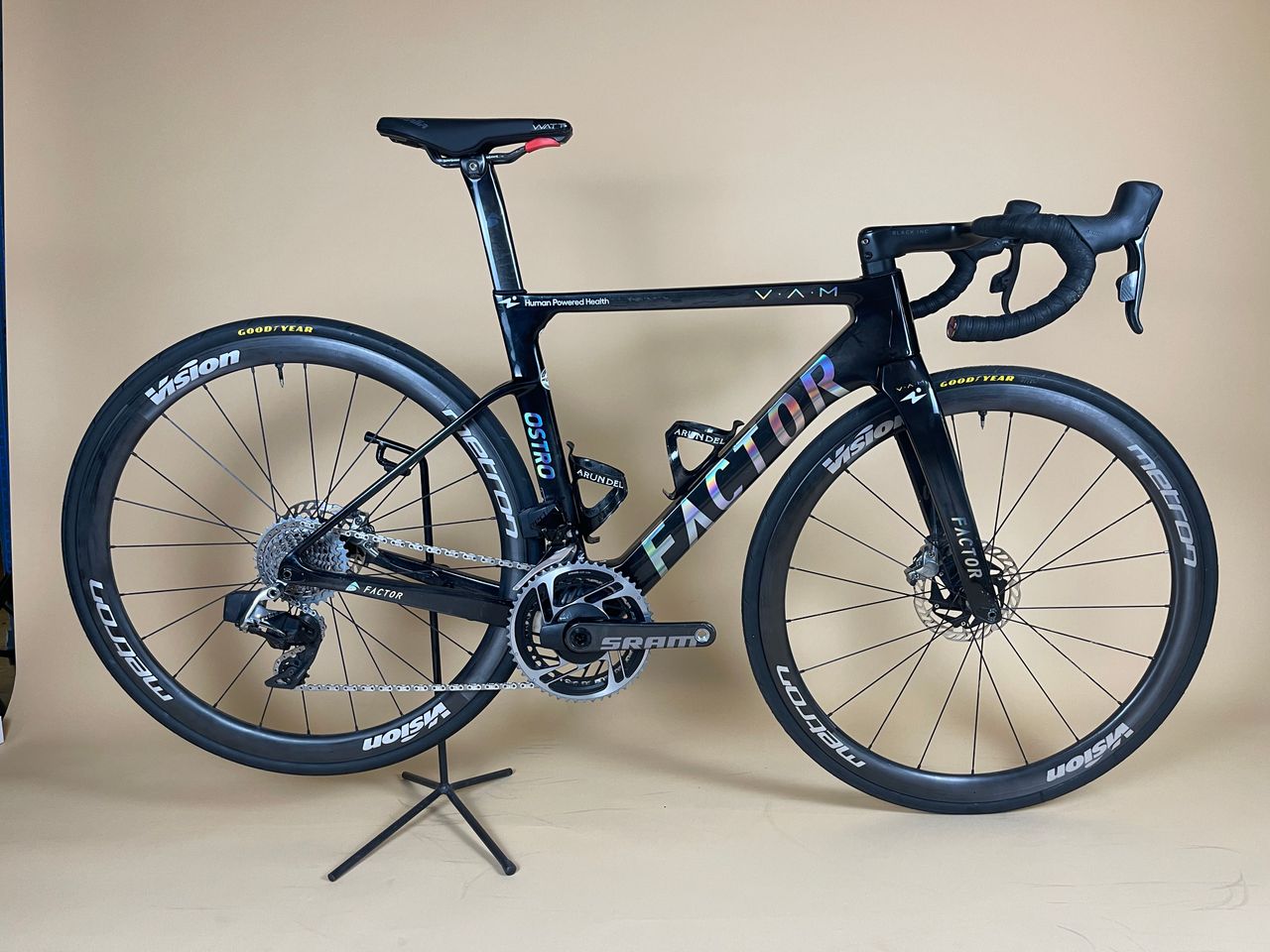 Factor Factor Ostro VAM - SRAM Red ETap AXS - 2024 W/ Powermeter 2024
