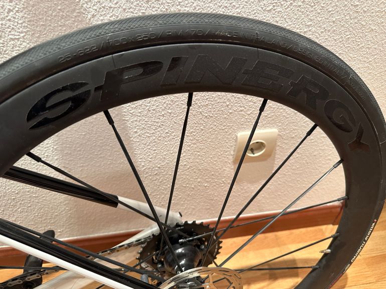 Used Orbea Orca SRAM Force eTap AXS 2022 Road & Gravel, White — image 7 of 21