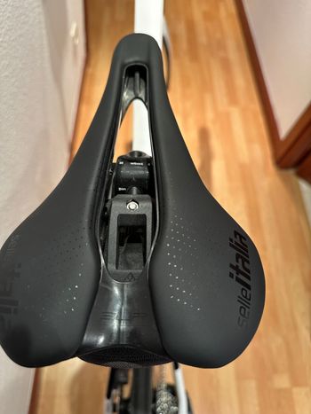 Used Orbea Orca SRAM Force eTap AXS 2022 Road & Gravel, White — image 6 of 21