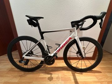 Used Orbea Orca SRAM Force eTap AXS 2022 Road & Gravel, White — image 1 of 21