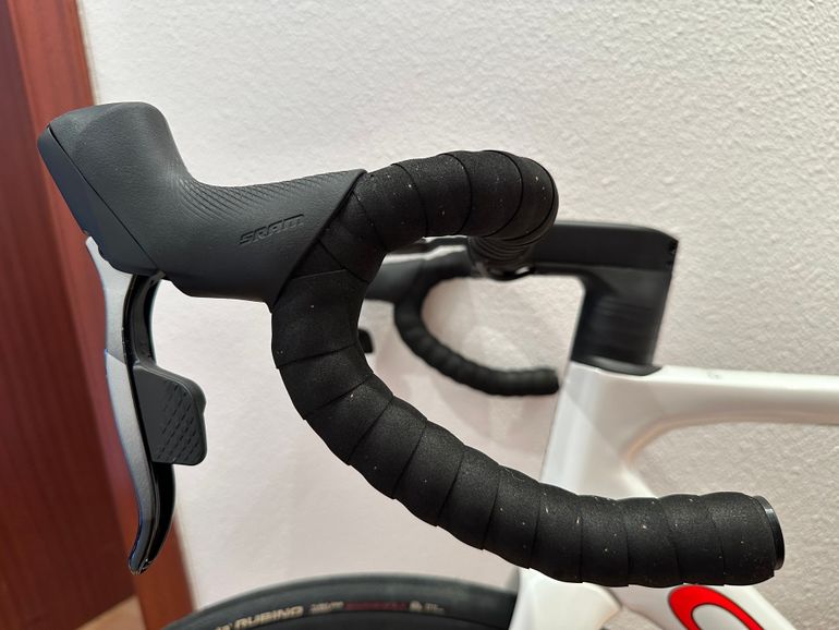 Used Orbea Orca SRAM Force eTap AXS 2022 Road & Gravel, White — image 15 of 21