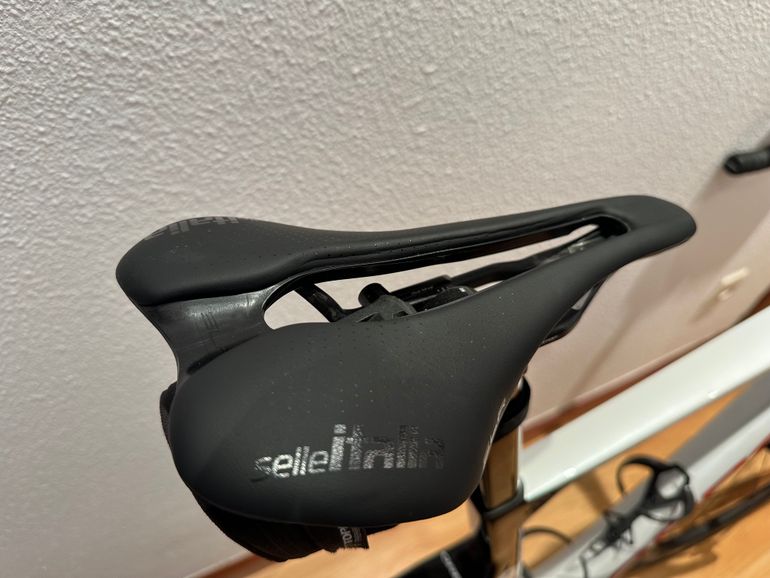 Used Orbea Orca SRAM Force eTap AXS 2022 Road & Gravel, White — image 11 of 21