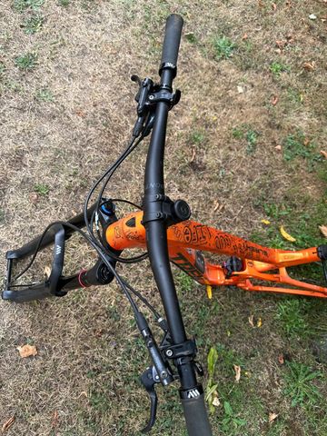 Used Trek Slash 7 Gen 5 2022 Frameset 2022 Mountainbike, Orange, 29 — image 7 of 10